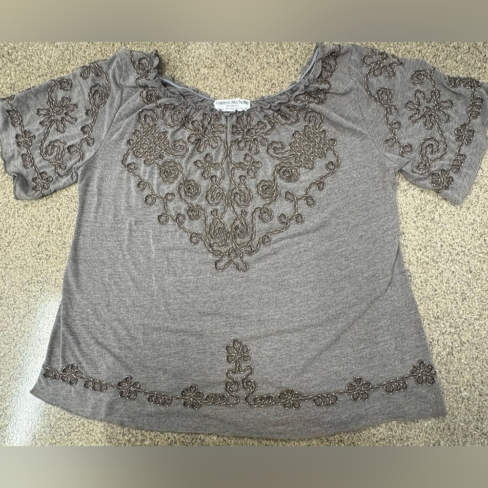 Lauren Michelle Gray Beaded Scoop Neck Short Sleeve Top
